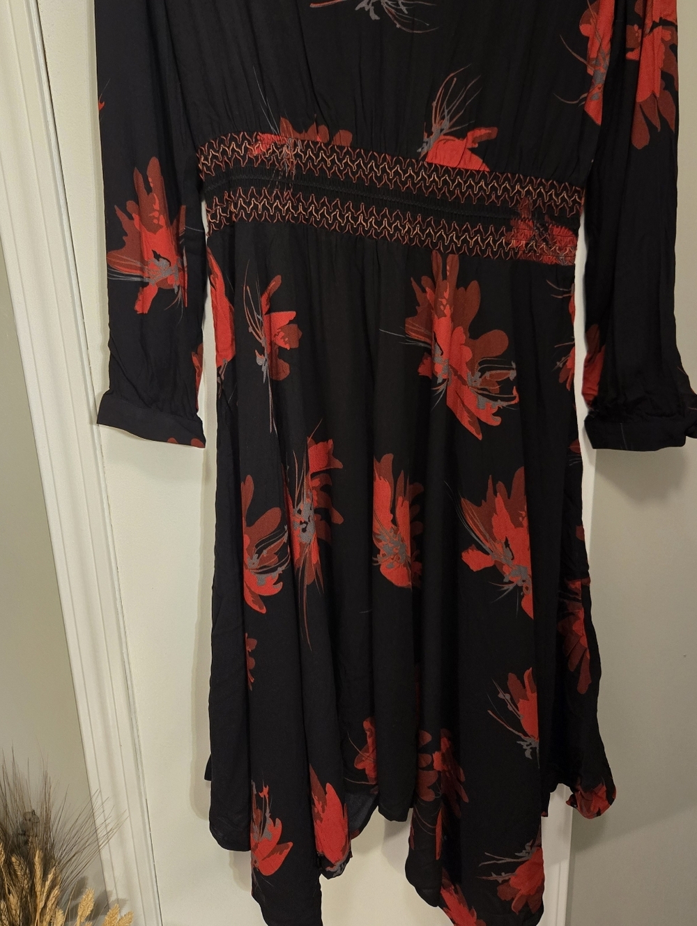 Desigual Assymetric Midi Butterfly Dress Size 12 Black & Red (44 European) - Picture 10 of 16